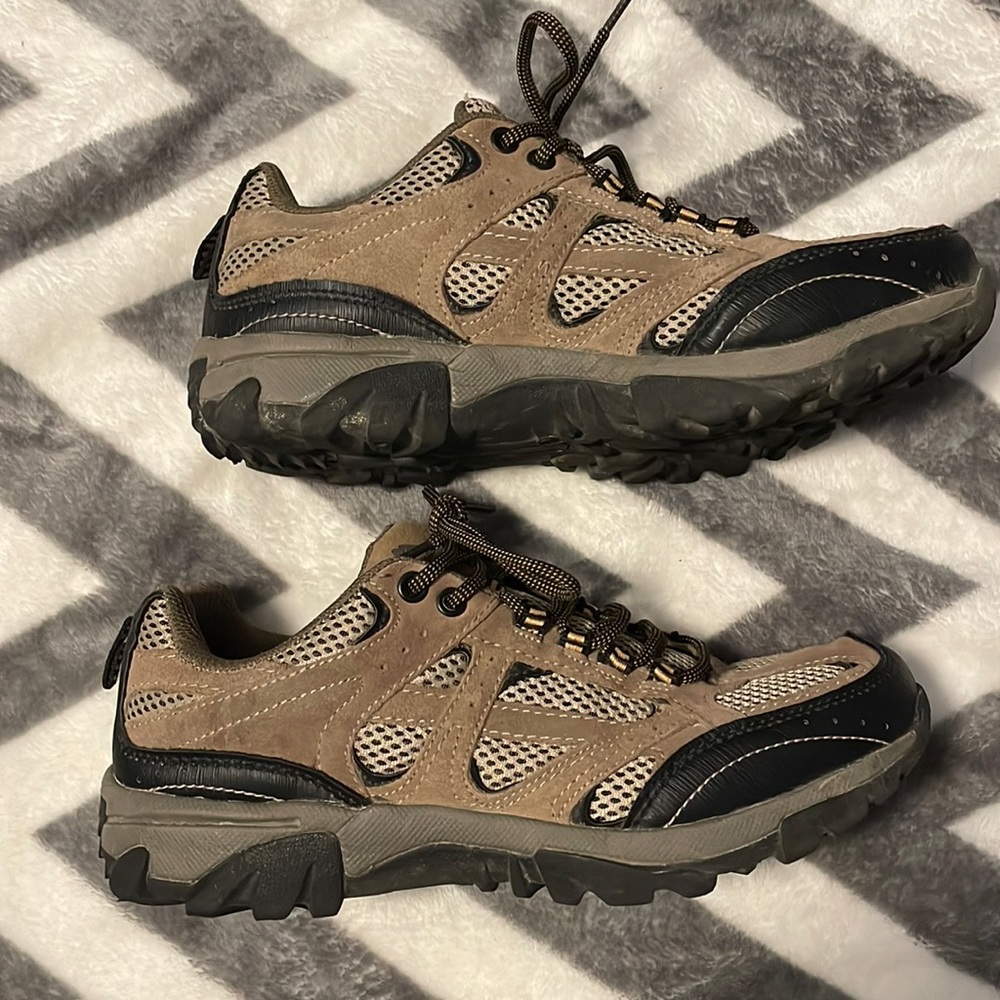 Ozark trail leather hiking shoes